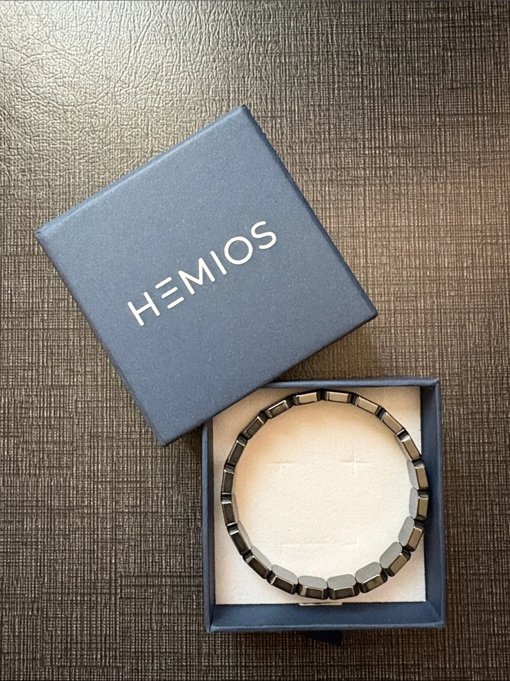 Hemios Men’s Black Hematite Bead Bracelet — Sleek Stretch Style